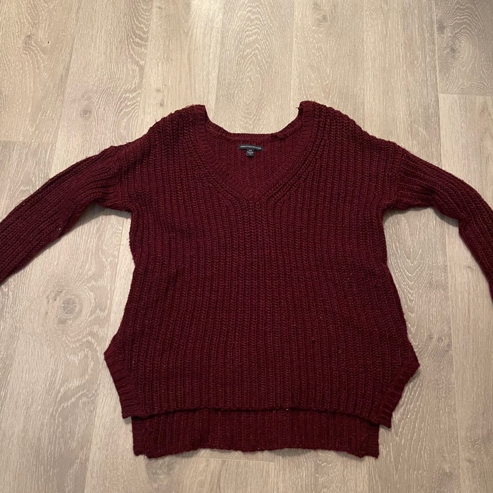 Maroon knit sweater